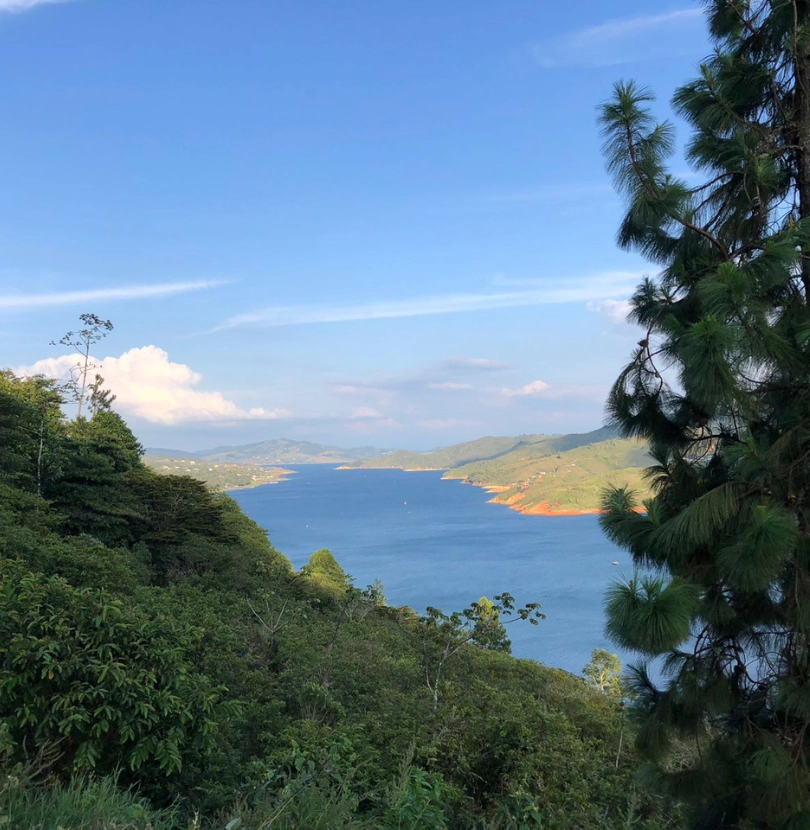 Reservas de ilama, lago calima - constructora sucol